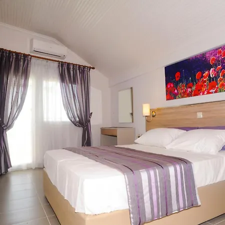 Hotel Asterias Limenaria  Buitenkant foto