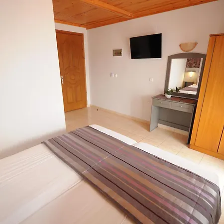 Hotel Asterias Limenaria  Buitenkant foto