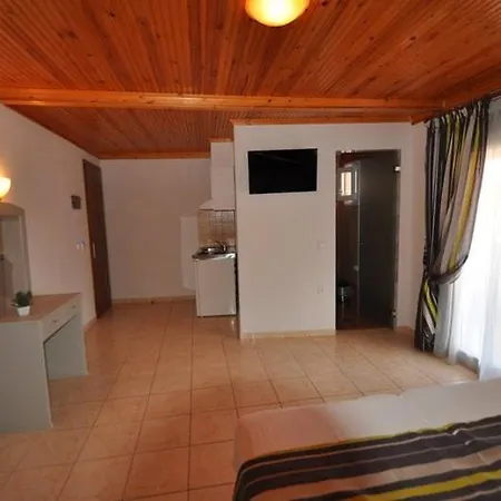 Hotel Asterias Limenaria  Buitenkant foto